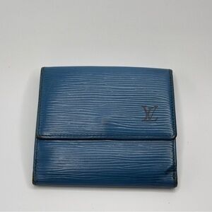 Louis Vuitton Blue Epi Leather Tri-Fold Wallet | Unisex | Pre-Owned |
